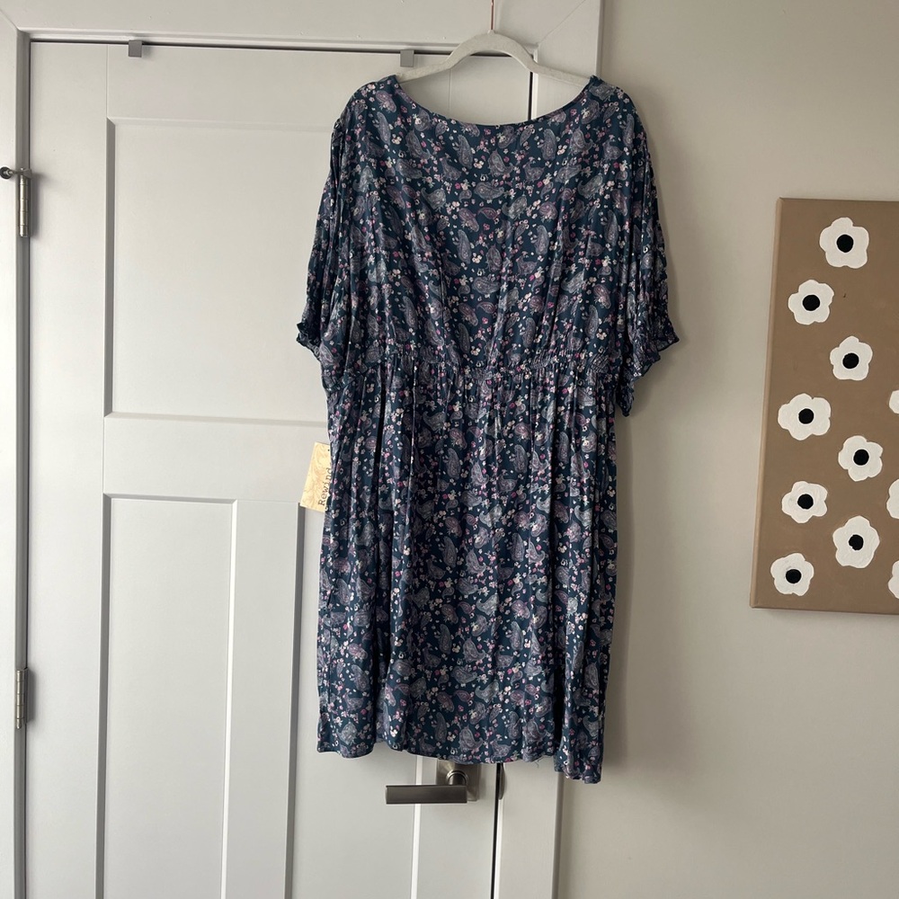 KOHLS! NWT! Dress - Picture 2 of 3